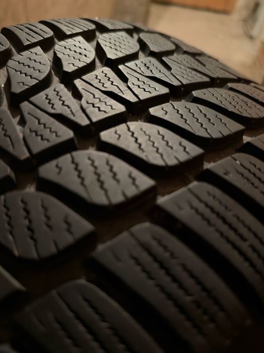 Зимни гуми Bridgestone 255.40.18
