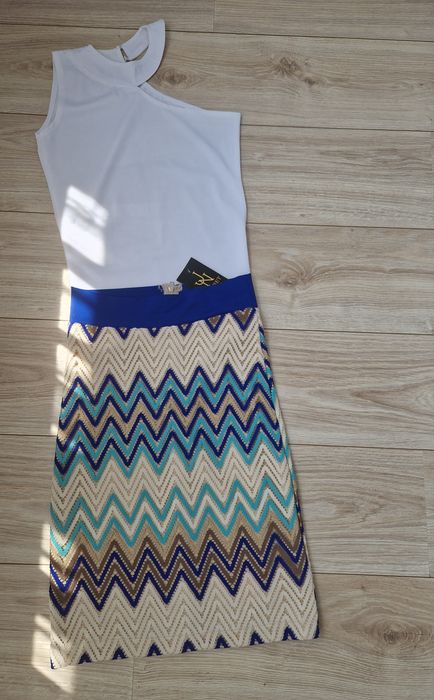 Официален комплект