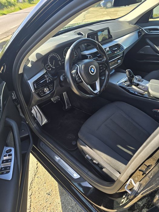 BMW 5 Series 2019 — imagine 3
