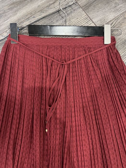 Комплект малиново червен Zara