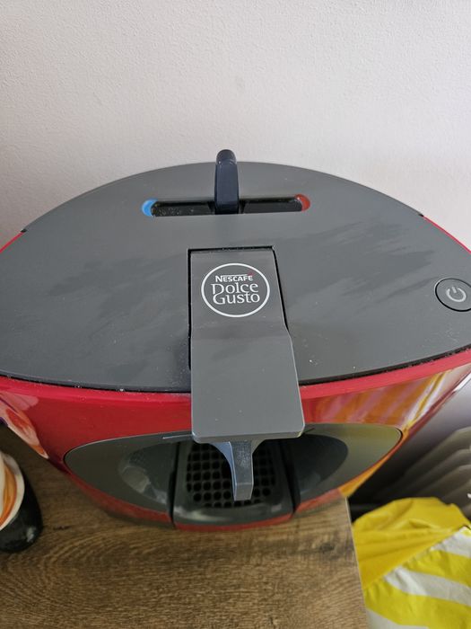Кафемашина NESCAFÉ Dolce Gusto,