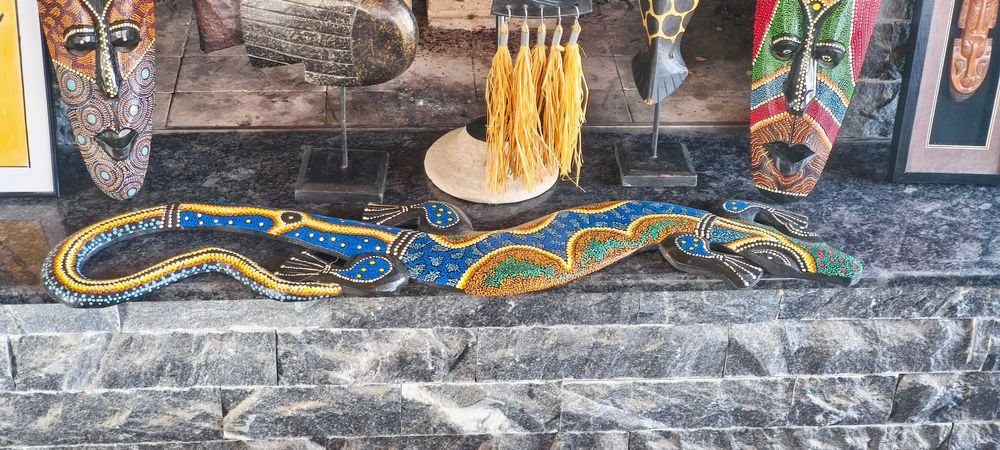 Декорация маска туземец жираф гущер