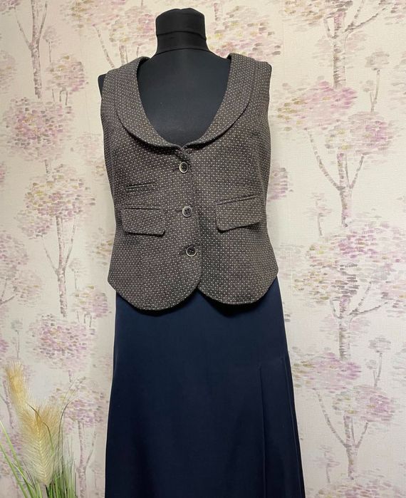 Vesta dama lana+vascoza marimea M spre L