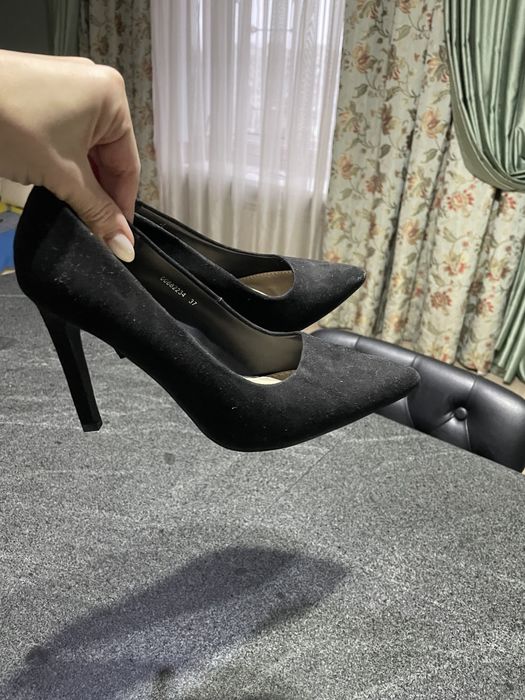 Продам туфли 3 пары