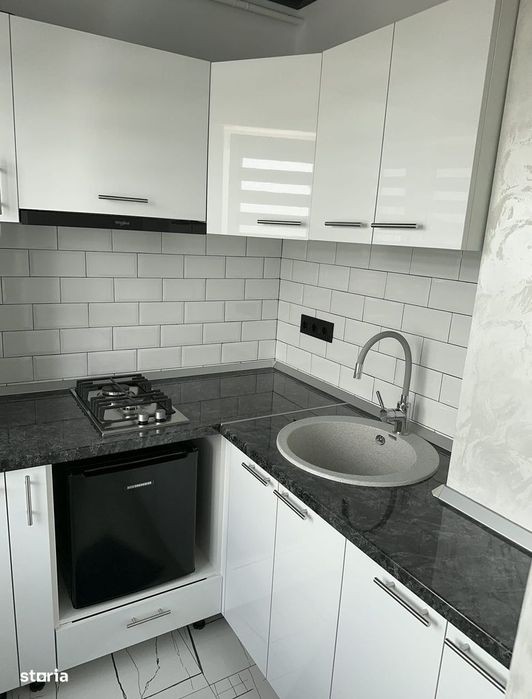 De vânzare garsoniera Zona Centrala la cheie