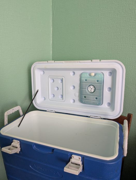 Продается портативный холодильник Arktika



---

Прода