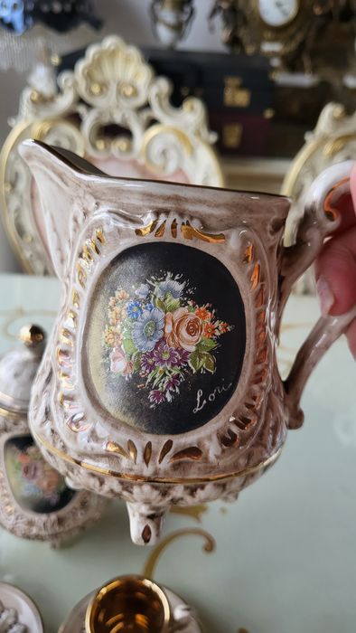 Сервиз за кафе Capodimonte