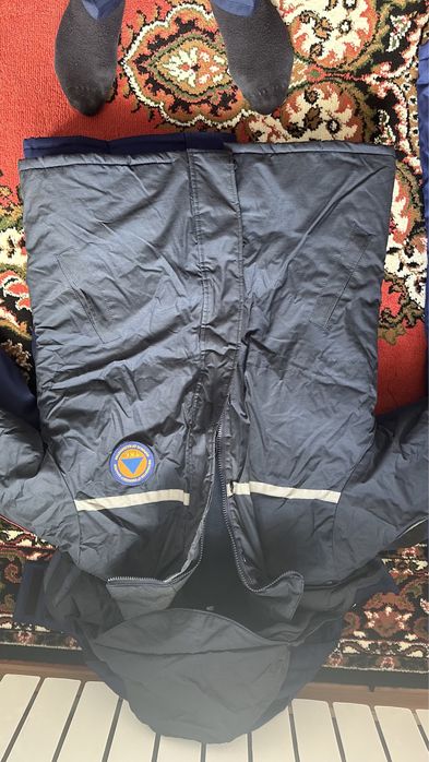 Продается военный ватник и бушлат.