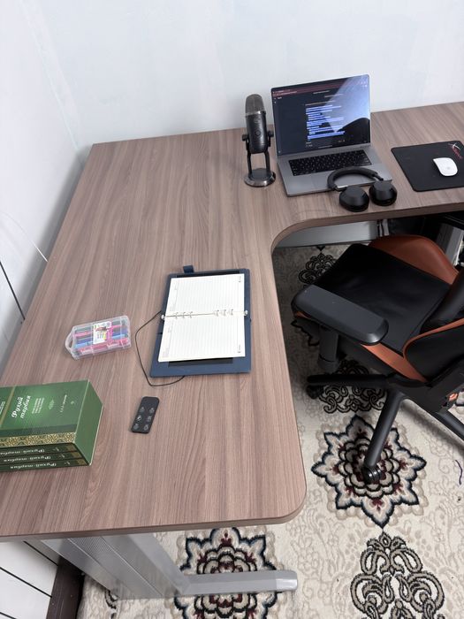 Office stol sotiladi