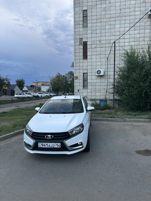 Продам автомобиль Lada Vesta