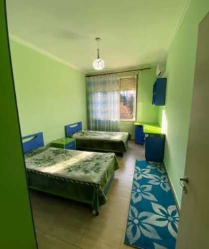 Дава се под наем Тристаен апартамент в Пловдив, Южен - 79 кв.м за 244.8 € - Снимка #1