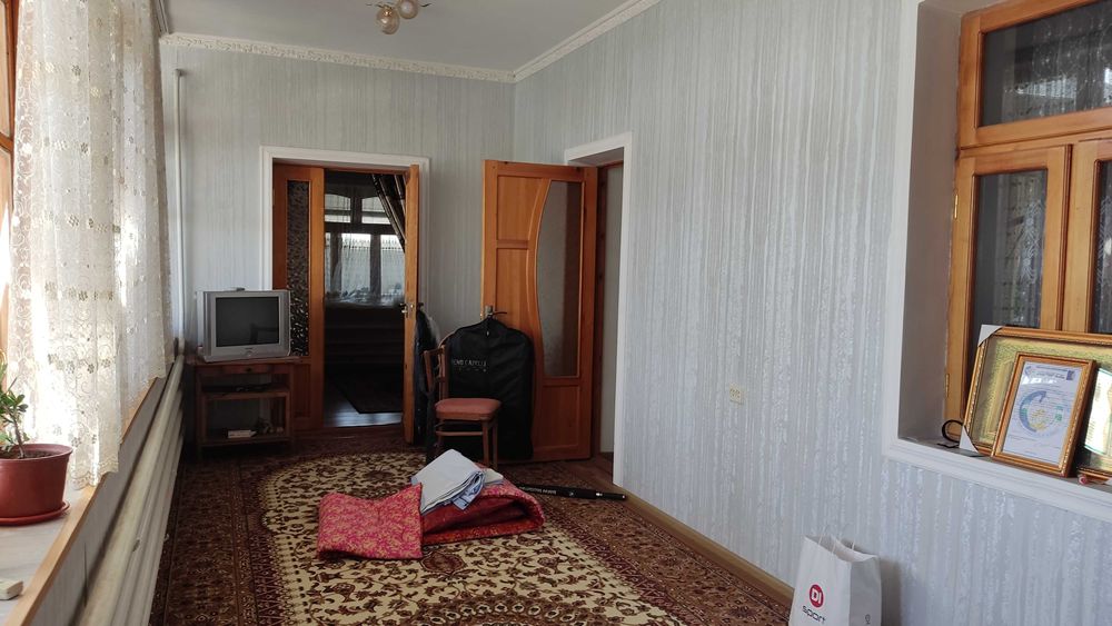 Ховли уй сотилади