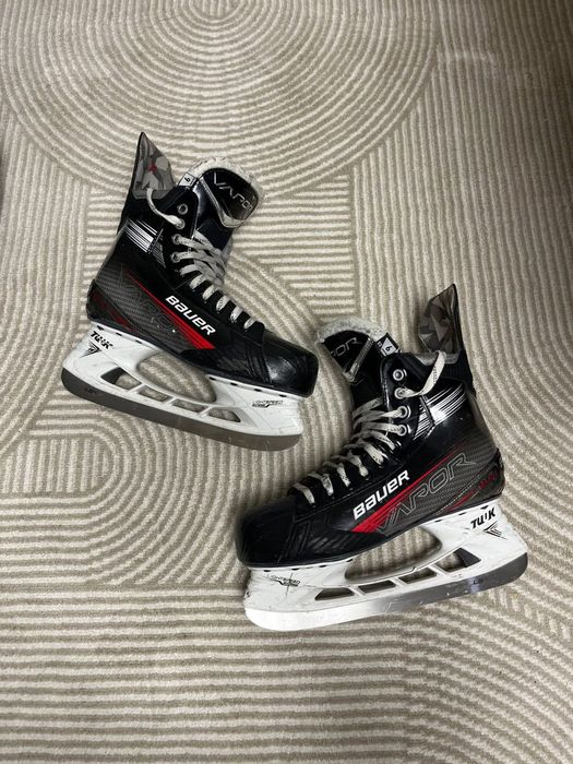 Коньки Bauer Select