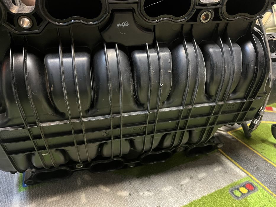 Всмукателен колектор тойота тундра 5.7 2008 год