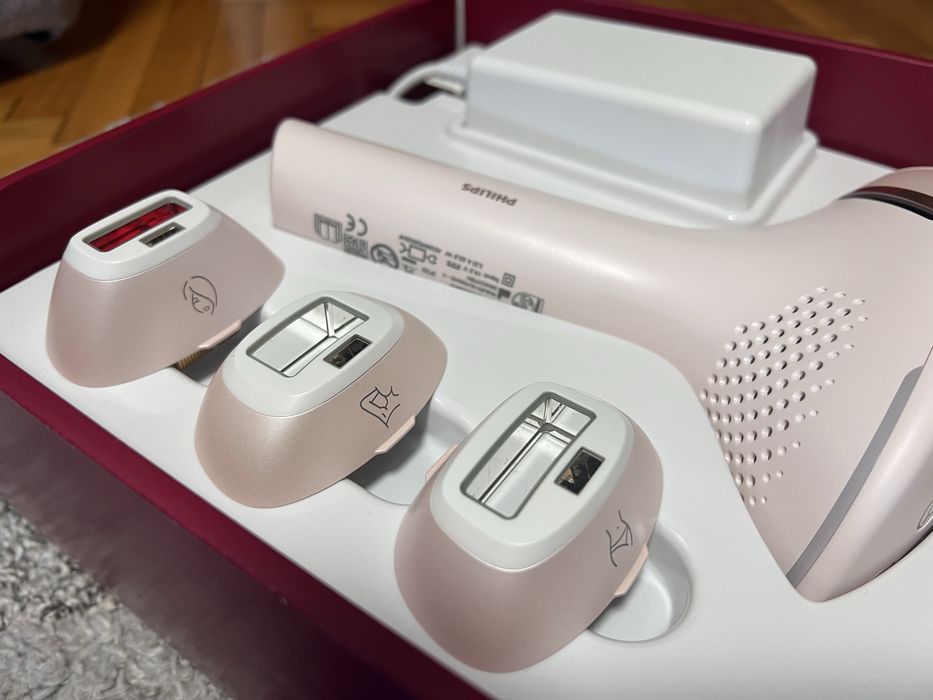 Philips Lumea IPL Seria 9000 BRI957/00 – Ca Nou, Folosit O Singură Dată, Set Complet