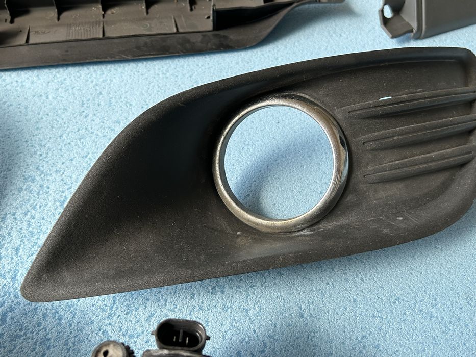 Кора заден капак, халогени, стоп светлини Ford Focus