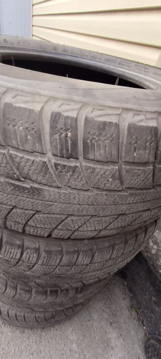 Продам резину хорошая