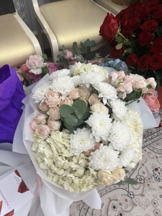 Цветы цена договорная