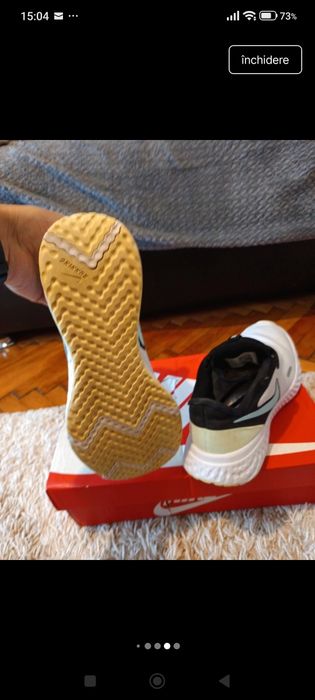 Adidași Nike ...