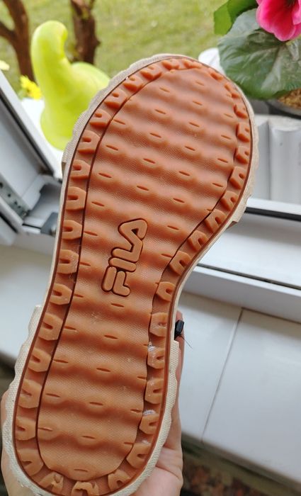 Adidași /teniși /bascheți Fila, mărime 33, impecabili