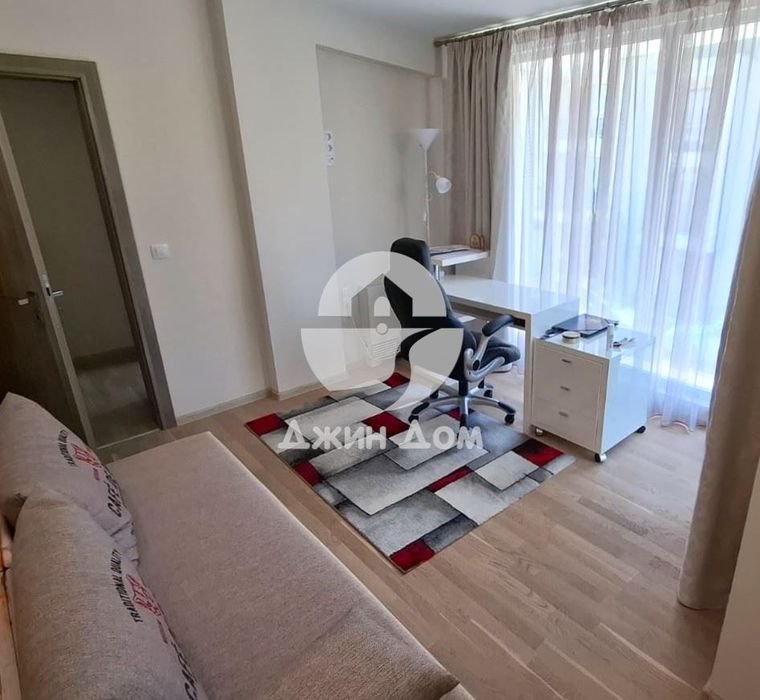 Продава се Къща в Бургас, Сарафово - 187 кв.м за 2942 €/кв.м - Снимка #10