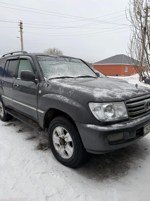 Продам машину Toyota land cruiser 100