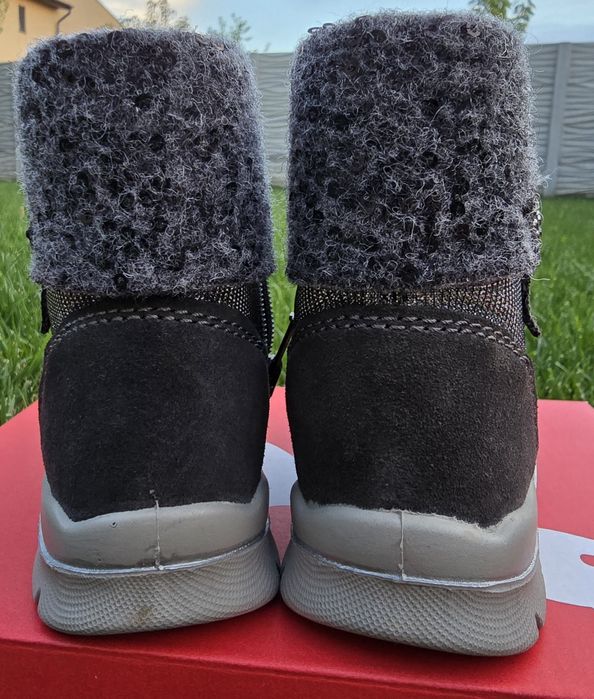 Ghete fetite Primigi