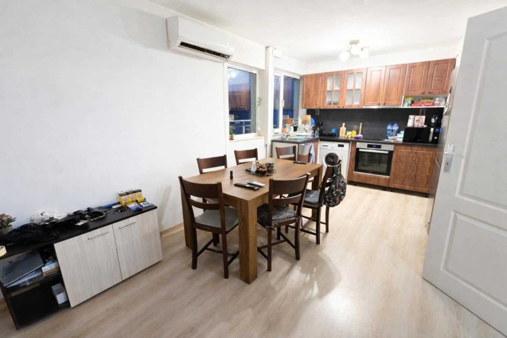 Тристаен ново строителство бул. България