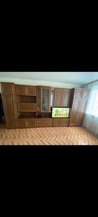 Продам  стенку .