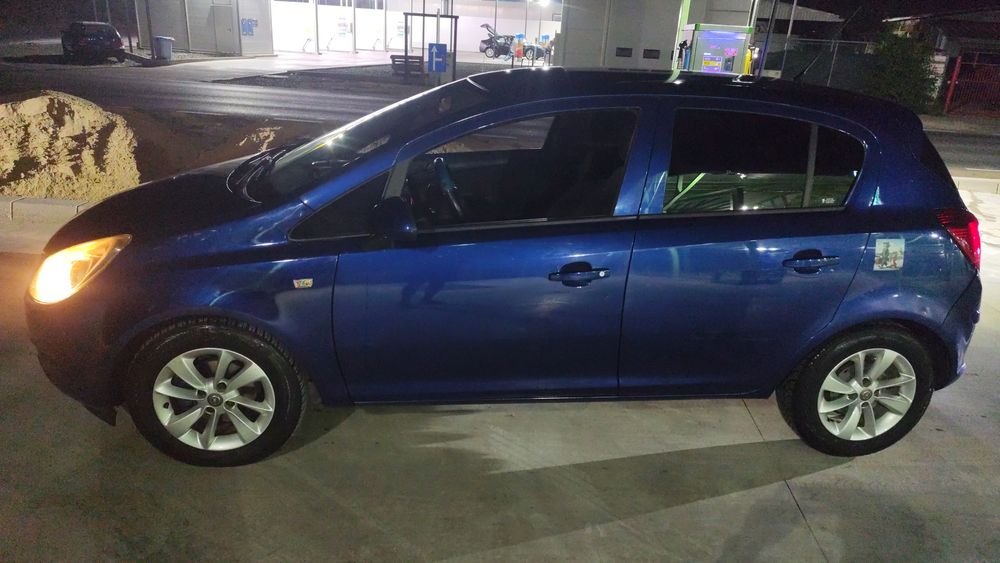 Opel CORSA D benzina