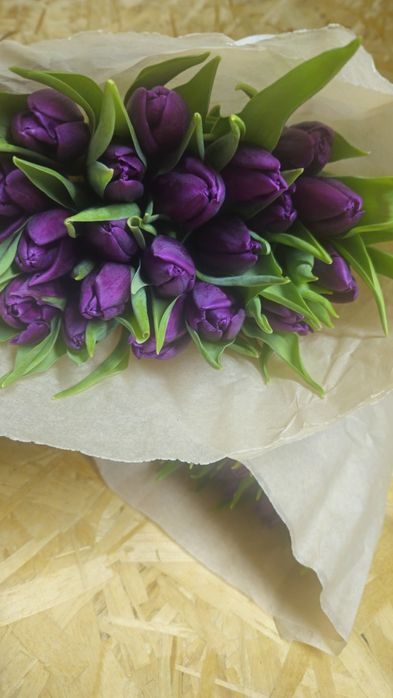 В Наличии шикарные тюльпаны