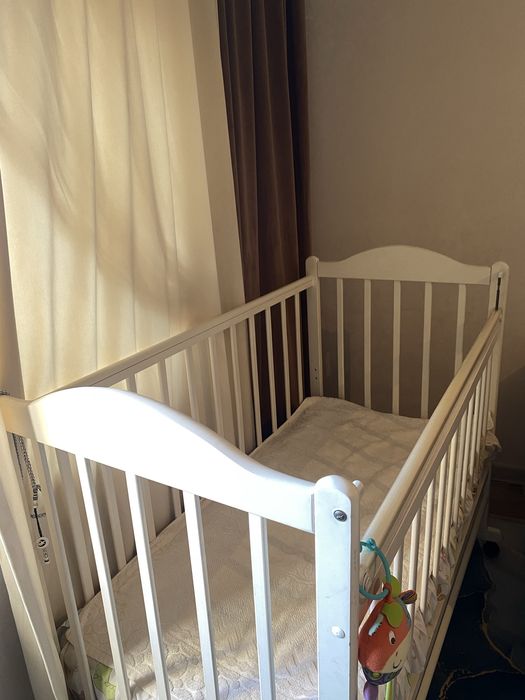 Продам новую манеж