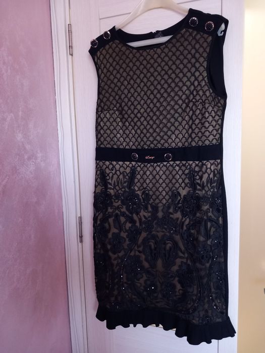 Чера официална дантелена рокля