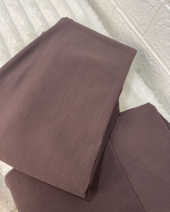 Кафяв ситно рипсен клин- размер L, XL