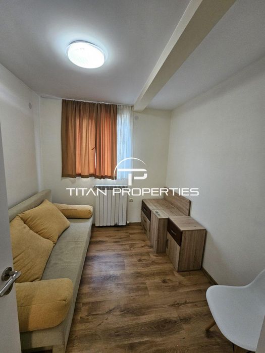 Дава се под наем Четиристаен апартамент в Бургас, Сарафово - 120 кв.м за 612 € - Снимка #9