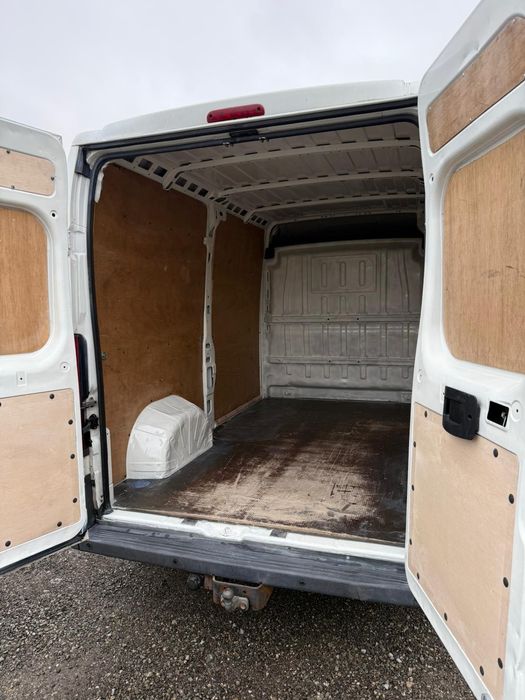 Peugeot Boxer  2015. L2H2