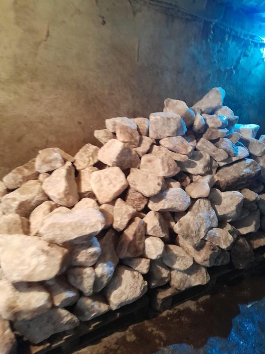 Продам соль для домашних животных-лизунец