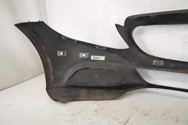 Оригинална предна броня със сензори и лява решетка на проектора в добр