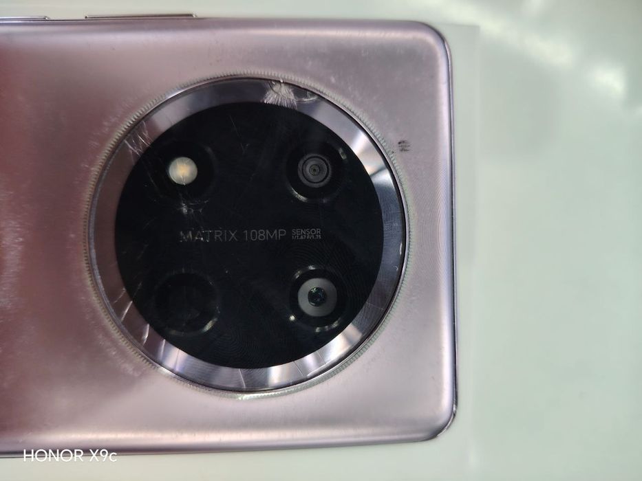 Телфон сотилади хонир х  9 с параметирлари 8 /256 холати ало