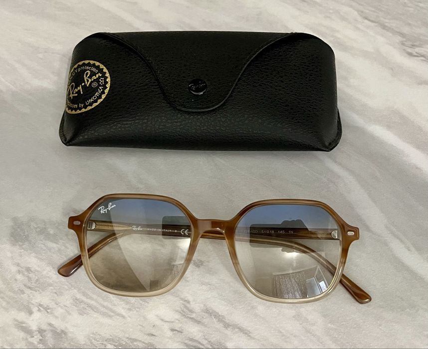 Продам очки солнцезащитные RAYBAN