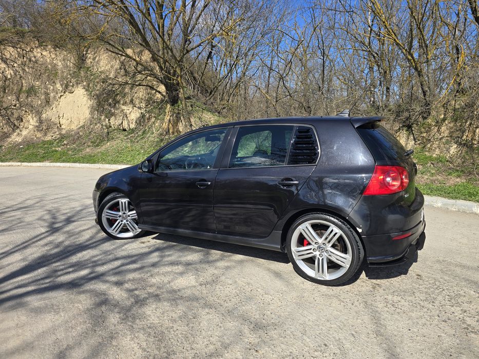 De vanzare vw golf 5 gti