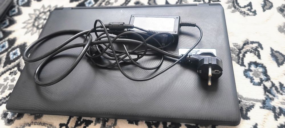 Acer kompyuter 2gb/500gb hard