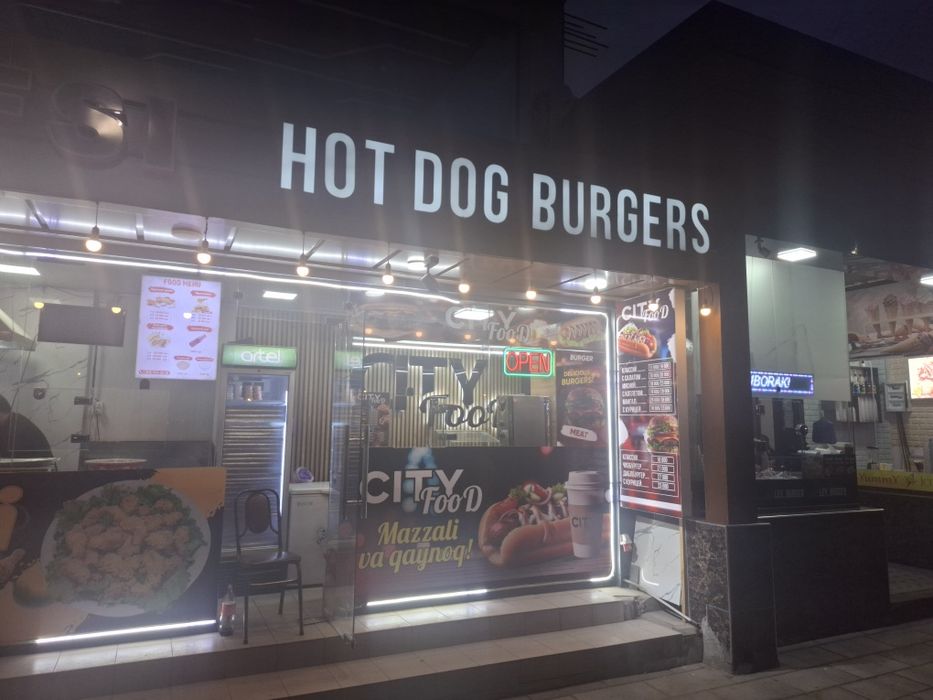 Продаётся или сдаётся в аренду готовый бизнес хот дог, лаваш, бургеры