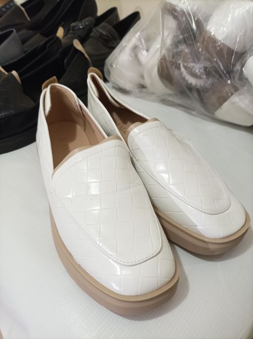 Oyoq kiyimlar sifatli toza hitoy