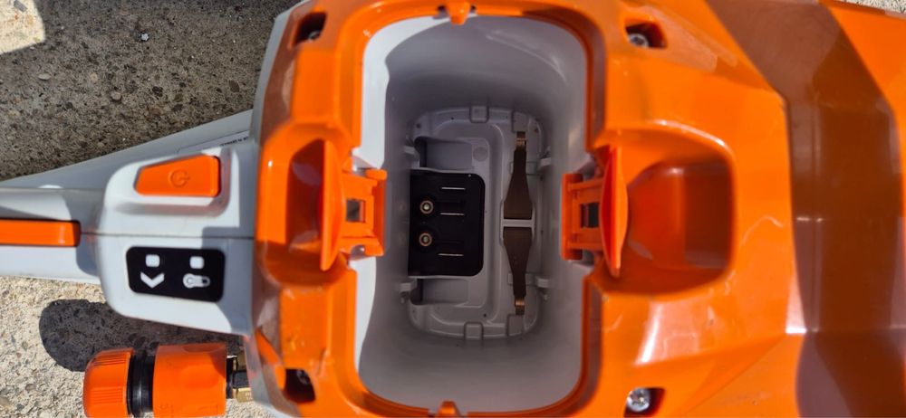 Drujba Masina de Taiat beton/asfalt/metal Stihl TSA 300 Noua 36V 300mm