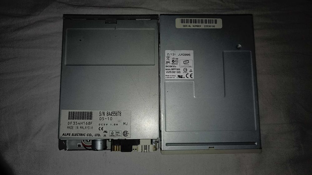 Продавам Голям лот кабели и аксесоари – TDK VCR, HDMI, VGA-DVI-D, RCA, S-Video, LAN, Phono, Floppy, DeepCool HDD Cooler