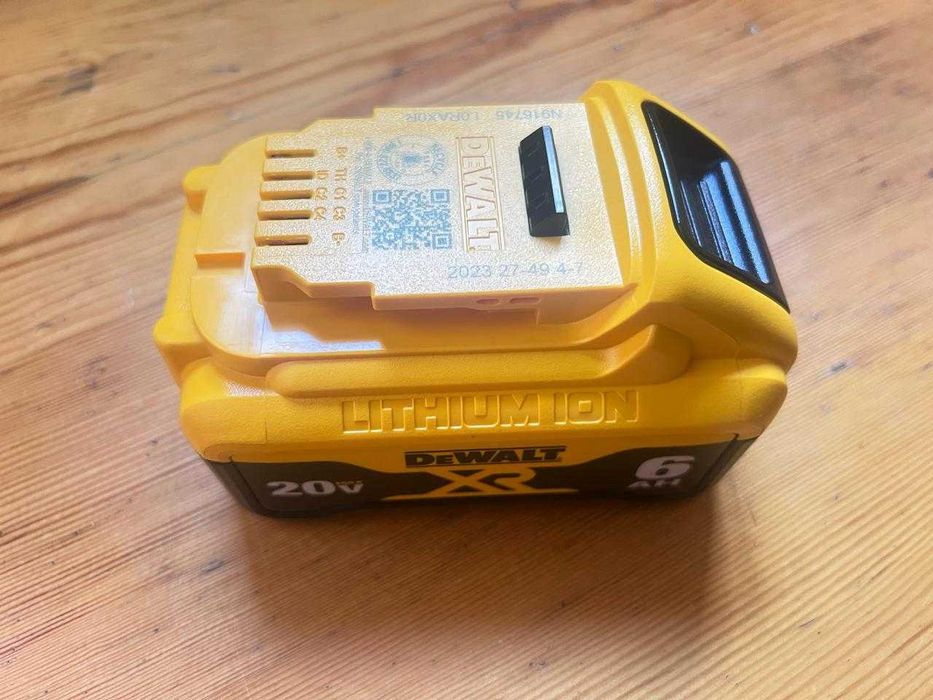 Аккумулятор Dewalt Девольт DCB206 6Ah