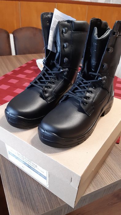 Полицейски Кубинки чисто нови.