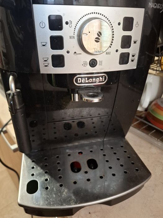 Кафе машина.Делонги