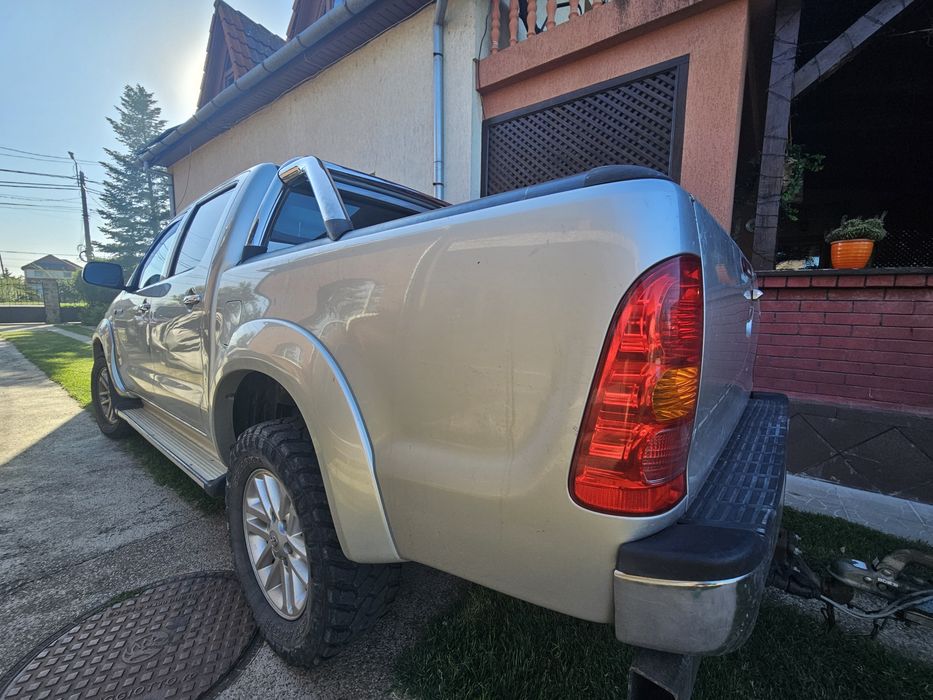 Tyota hillux unic proprietar